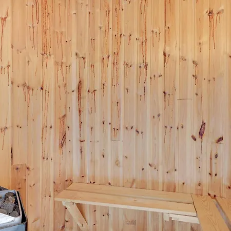 Beach Front Home In Tarm With Wifi Feriehus Tarm