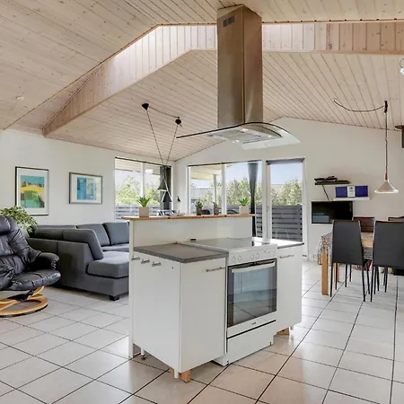 Four-bedroom In Vakantiehuis Tarm