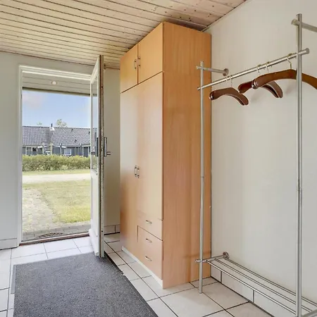 Feriehus Beach Front Home In Tarm With Wifi